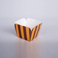 KARE MİNİ KEK KALIBI -KAHVE ÇİZGİLİ (47 x 47 x h:48 mm) / 100 ADET